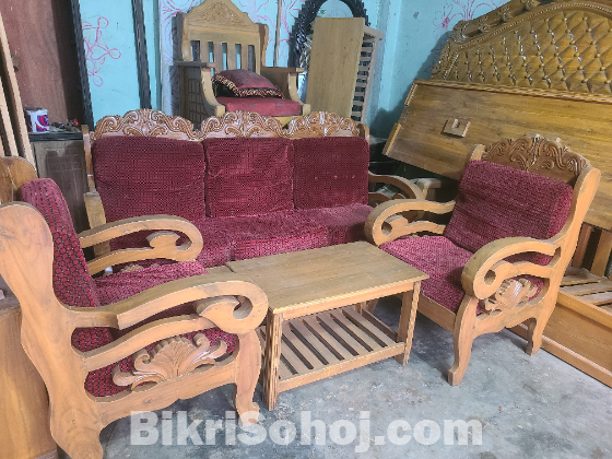 পুরাতন সোফা সেট